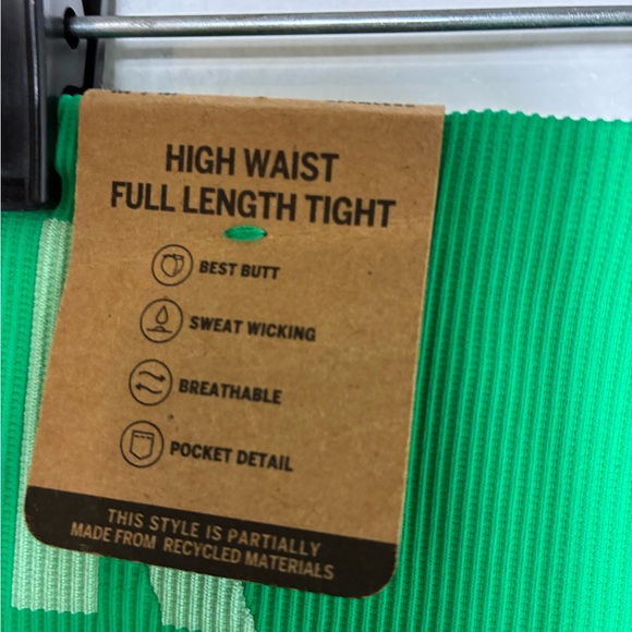 VS. Pink Athletic Seamless Set Leggings And Sports Bra S/M Kelly Green NEW!! - Picture 3 of 14